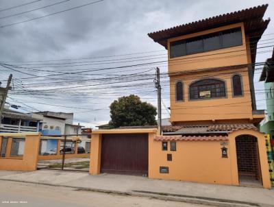 Triplex para Locação, em Macaé, bairro Visconde de Araújo, 5 dormitórios, 2 banheiros, 1 vaga